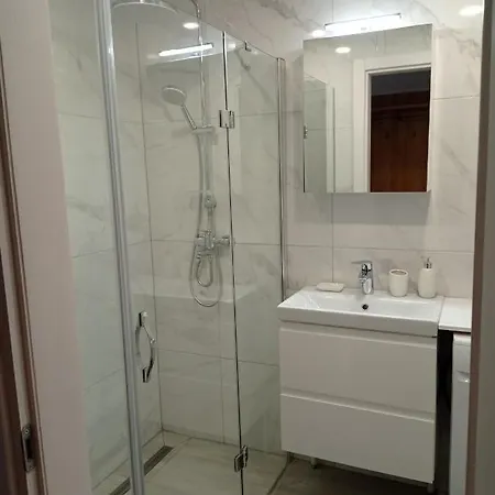 Apartament Timo Butas